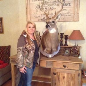 Meet your Posher, Monica